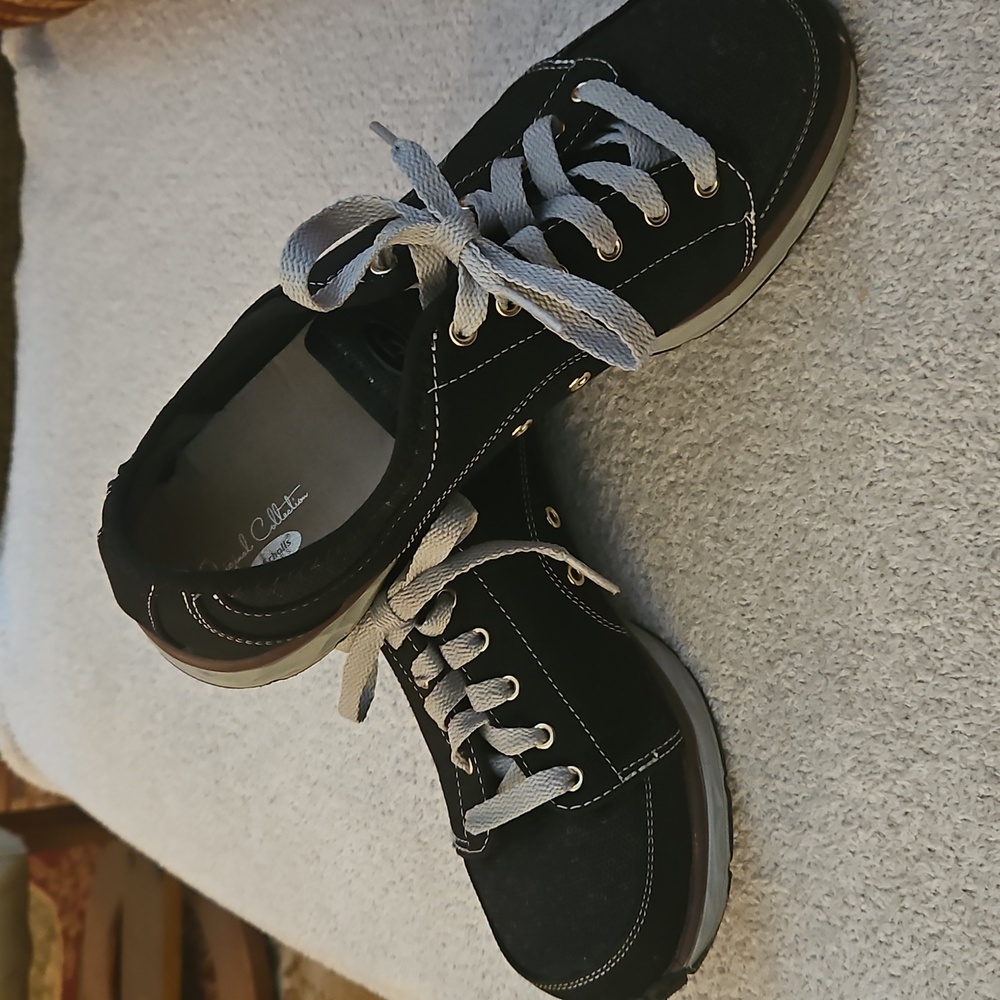 9M (8.5M?) DR. SCHOLL'S Canvas Sneaker Black